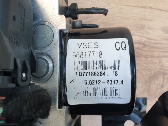 bontott OPEL ANTARA ABS Kocka