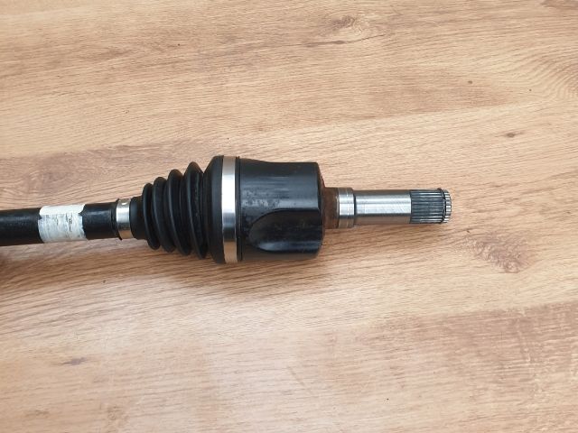 bontott OPEL ANTARA Bal Féltengely