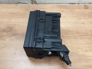 bontott OPEL ANTARA Biztosítéktábla Motortér