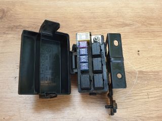 bontott OPEL ANTARA Biztosítéktábla Motortér