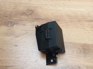 bontott OPEL ANTARA Biztosítéktábla Motortér