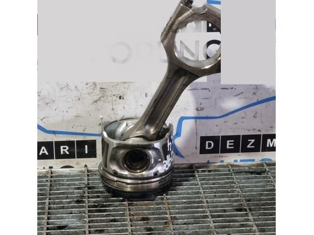 bontott OPEL ANTARA Dugattyú