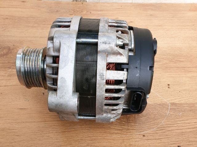 bontott OPEL ANTARA Generátor