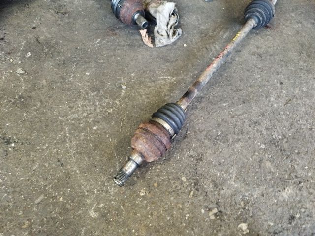 bontott OPEL ANTARA Jobb hátsó Féltengely