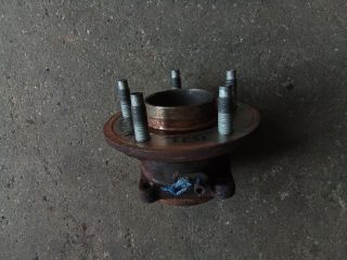 bontott OPEL ANTARA Jobb hátsó Kerékagy