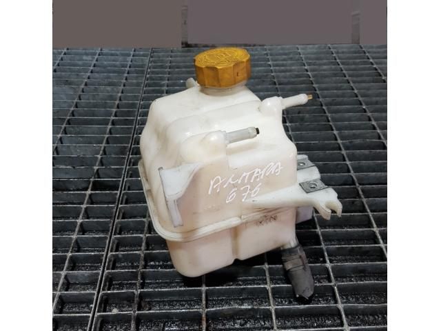 bontott OPEL ANTARA Kiegyenlítő Tartály