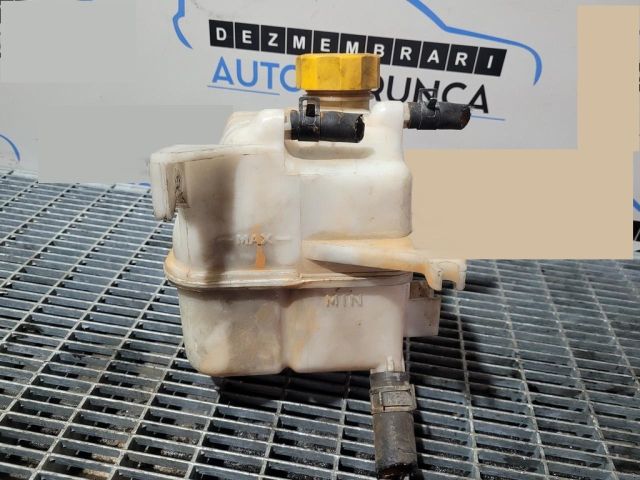 bontott OPEL ANTARA Kiegyenlítő Tartály