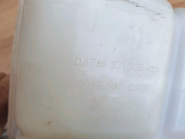 bontott OPEL ANTARA Kiegyenlítő Tartály