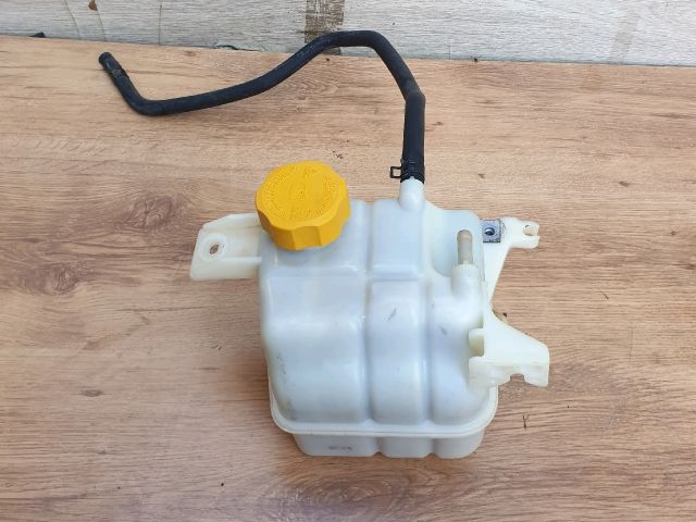 bontott OPEL ANTARA Kiegyenlítő Tartály