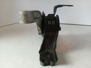 bontott OPEL ANTARA Motor Tartó Bak Jobb