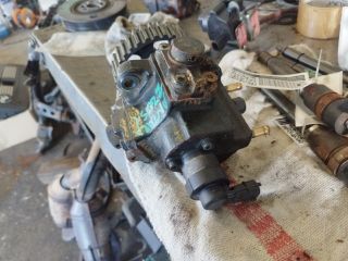 bontott OPEL ANTARA Nagynyomású Szivattyú