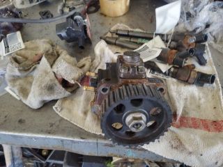 bontott OPEL ANTARA Nagynyomású Szivattyú