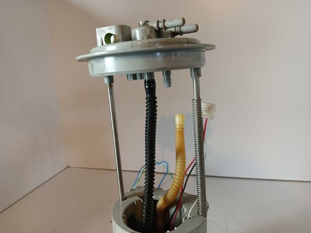 bontott OPEL ANTARA Üzemanyag Szivattyú