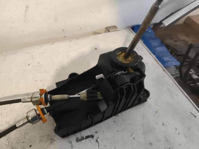 bontott OPEL ANTARA Váltó Kulissza