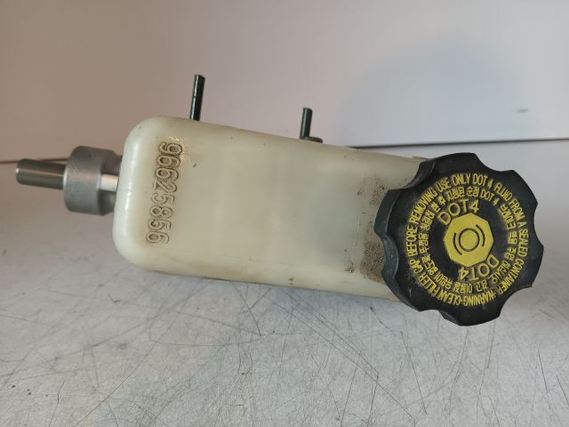 bontott OPEL ANTARA Főfékhenger