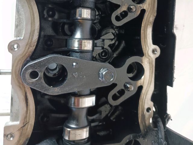 bontott OPEL ANTARA Hengerfej