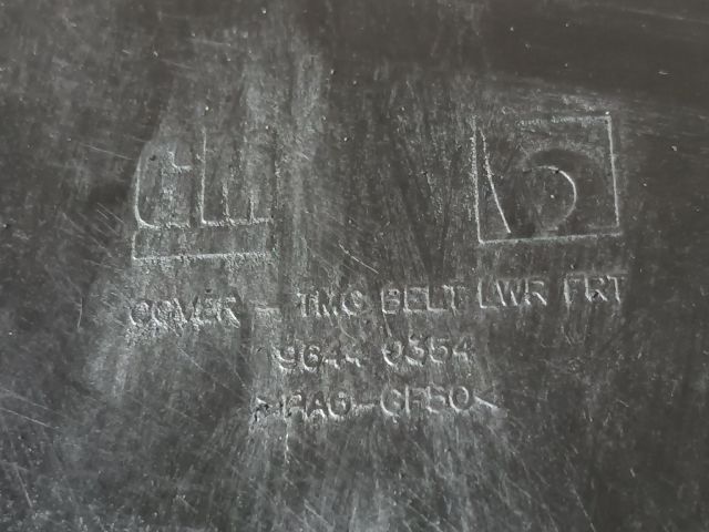 bontott OPEL ANTARA Külső Alsó Vezérlés Burkolat