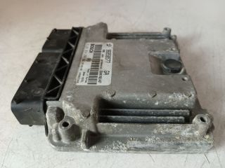 bontott OPEL ANTARA Motorvezérlő