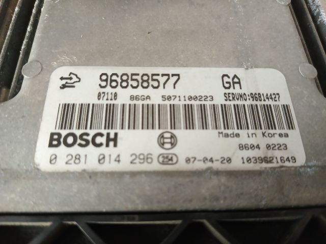 bontott OPEL ANTARA Motorvezérlő