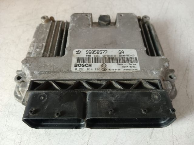 bontott OPEL ANTARA Motorvezérlő