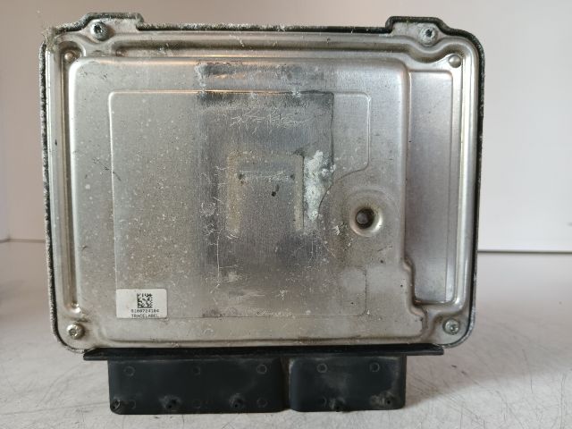 bontott OPEL ANTARA Motorvezérlő