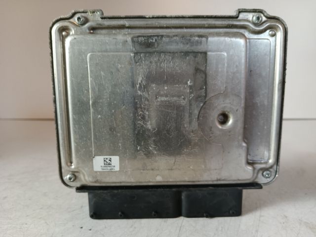 bontott OPEL ANTARA Motorvezérlő