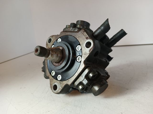 bontott OPEL ANTARA Nagynyomású Szivattyú