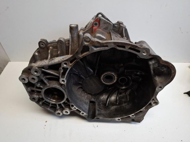 bontott OPEL ANTARA Váltó (Mechanikus)