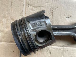 bontott OPEL ANTARA Dugattyú és Hajtókar