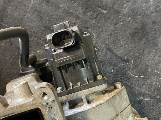 bontott OPEL ANTARA EGR / AGR Szelep