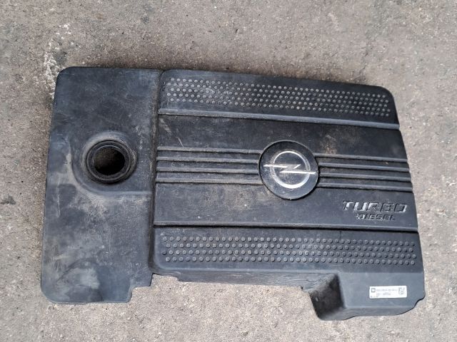 bontott OPEL ANTARA Felső Motorburkolat
