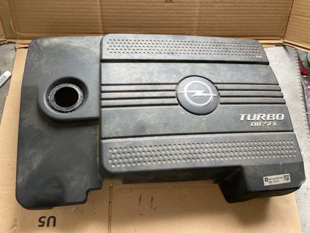 bontott OPEL ANTARA Felső Motorburkolat