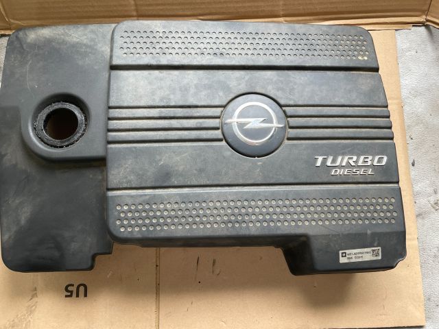 bontott OPEL ANTARA Felső Motorburkolat