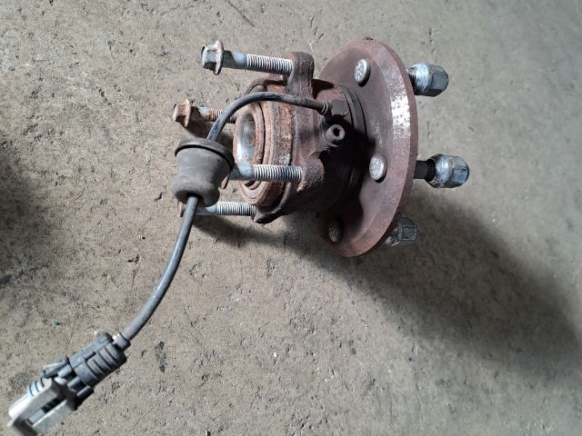 bontott OPEL ANTARA Jobb hátsó Kerékagy