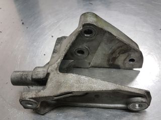 bontott OPEL ANTARA Motor Tartó Bak (Fém)