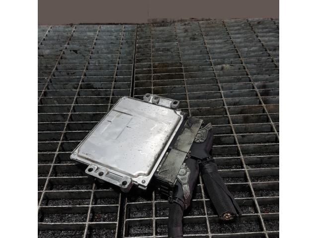 bontott OPEL ANTARA Motorvezérlő