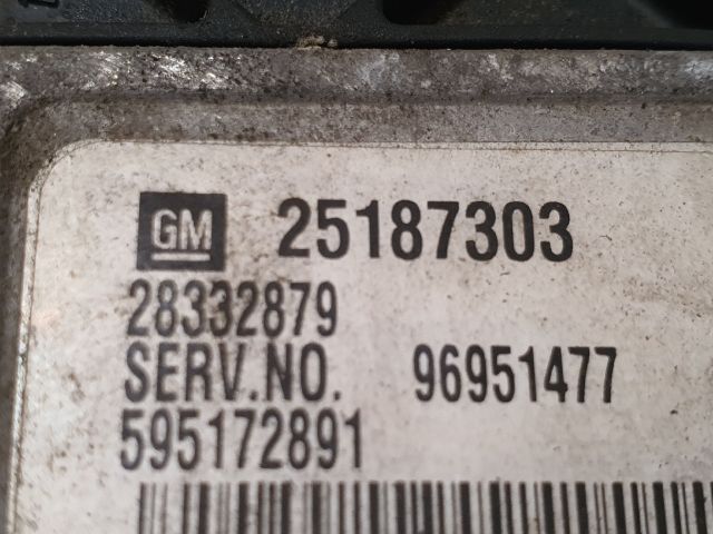 bontott OPEL ANTARA Motorvezérlő