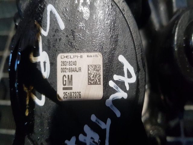 bontott OPEL ANTARA Nagynyomású Szivattyú