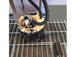 bontott OPEL ANTARA Üzemanyag Szivattyú