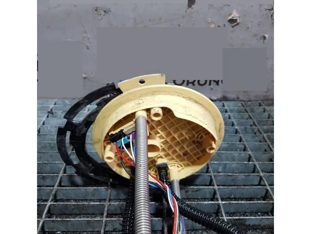 bontott OPEL ANTARA Üzemanyag Szivattyú