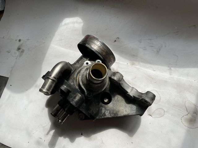 bontott OPEL ANTARA Vízpumpa