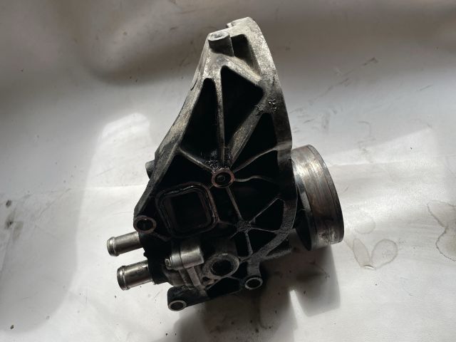 bontott OPEL ANTARA Vízpumpa