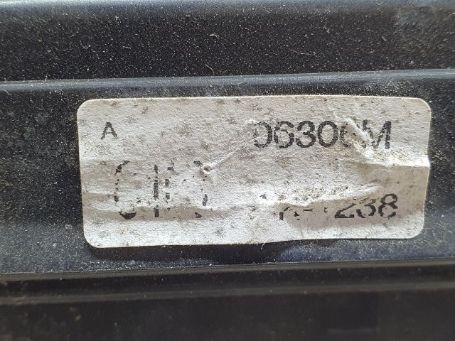 bontott OPEL ANTARA Biztosítéktábla Motortér