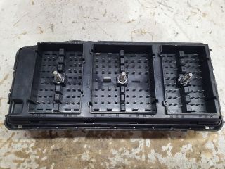 bontott OPEL ANTARA Biztosítéktábla Motortér