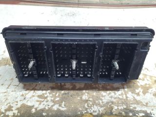 bontott OPEL ANTARA Biztosítéktábla Motortér