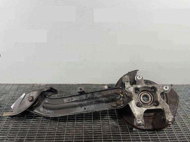 bontott OPEL ANTARA Jobb hátsó Csonkállvány