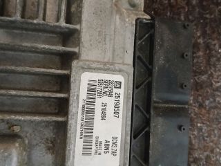 bontott OPEL ANTARA Motorvezérlő