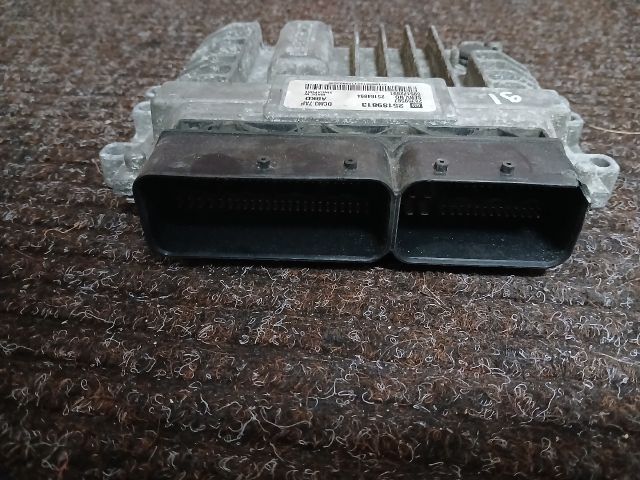 bontott OPEL ANTARA Motorvezérlő