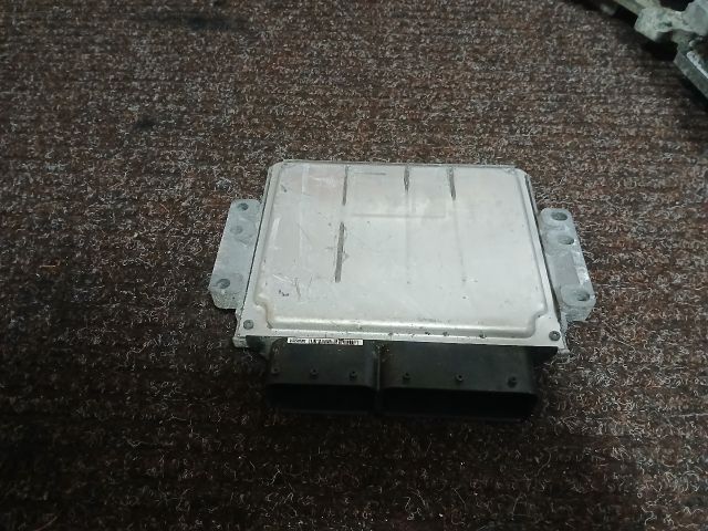 bontott OPEL ANTARA Motorvezérlő