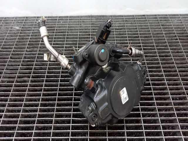 bontott OPEL ANTARA Nagynyomású Szivattyú